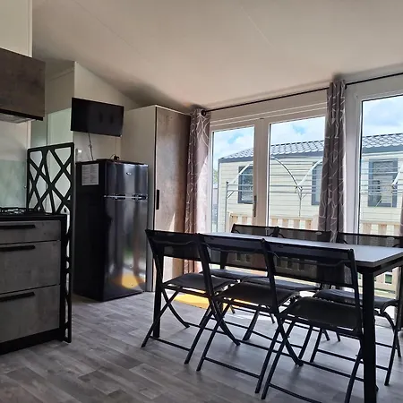 Park Zeeberm Commv אתר קמפינג